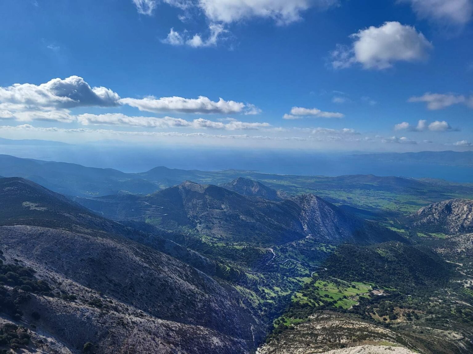 Naxos-Naxosisland-Cyclades-Hiking-NaxosHiking-Zas-ZeusMountain-AgiaMarinaNaxos-AmazingView-TopOfNaxos-DiscoverNaxos